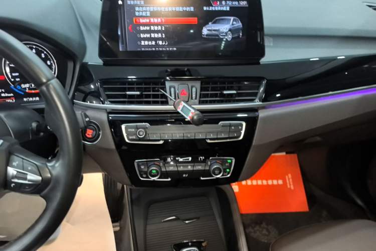 Used BMW X1 2022 sDrive25Li Leading Model Audio And AC Panel