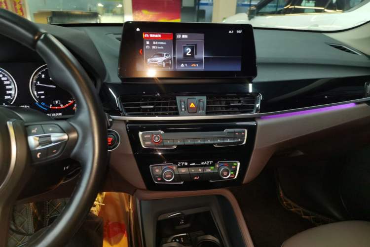 Used BMW X1 2022 sDrive25Li Leading Model Audio And AC Panel