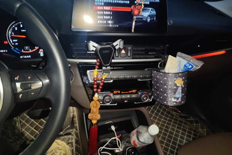 Used BMW X1 2022 sDrive25Li Leading Model Audio And AC Panel