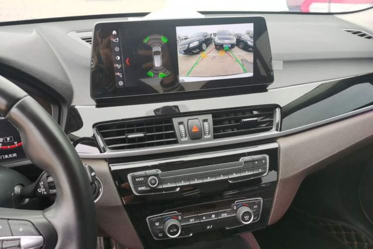 Used BMW X1 2022 sDrive25Li Leading Model Audio And AC Panel