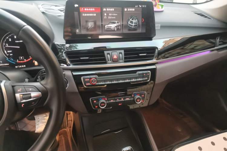 Used BMW X1 2022 sDrive25Li Leading Model Audio And AC Panel