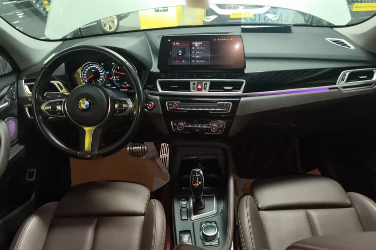Used BMW X1 2022 sDrive25Li Leading Model Center Console