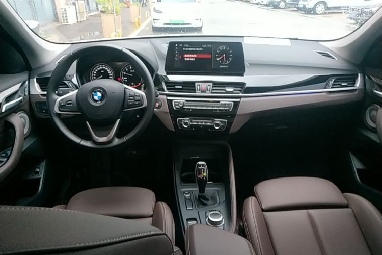 Used BMW X1 2022 sDrive20Li Fashion Model Center Console