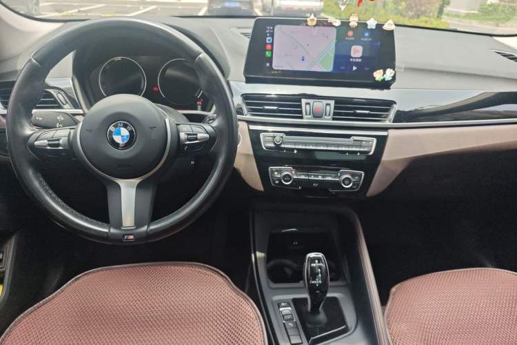 Used BMW X1 2022 sDrive25Li Leading Model Center Console