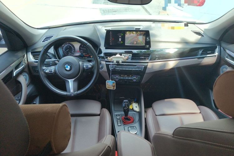 Used BMW X1 2022 sDrive25Li Leading Model Center Console