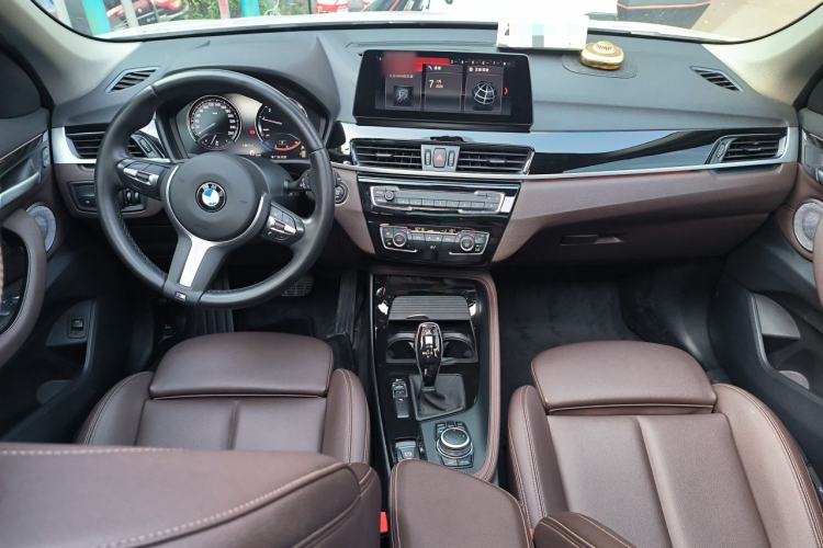 Used BMW X1 2022 sDrive20Li Luxury Model Center Console