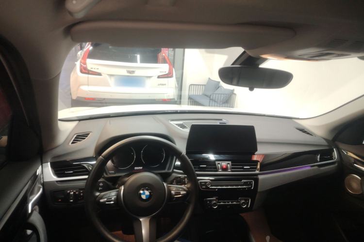 Used BMW X1 2022 sDrive25Li Leading Model Center Console