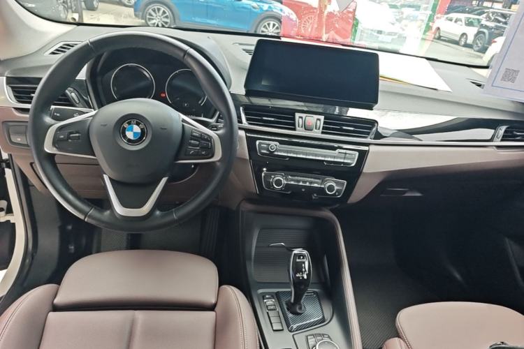 Used BMW X1 2022 sDrive20Li Fashion Model Center Console