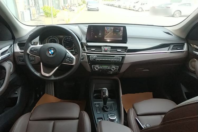 Used BMW X1 2022 sDrive20Li Fashion Model Center Console