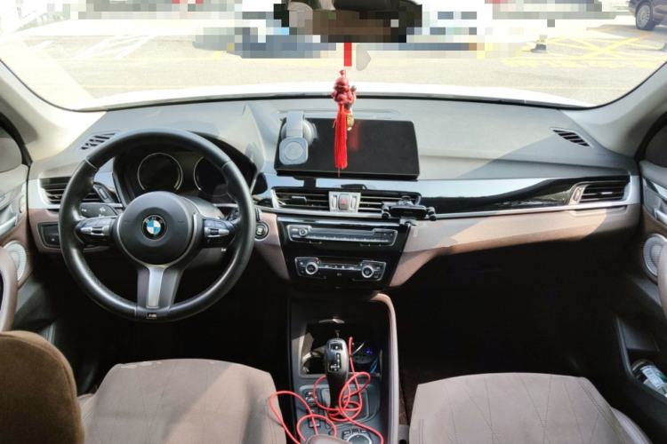 Used BMW X1 2022 sDrive25Li Leading Model Center Console