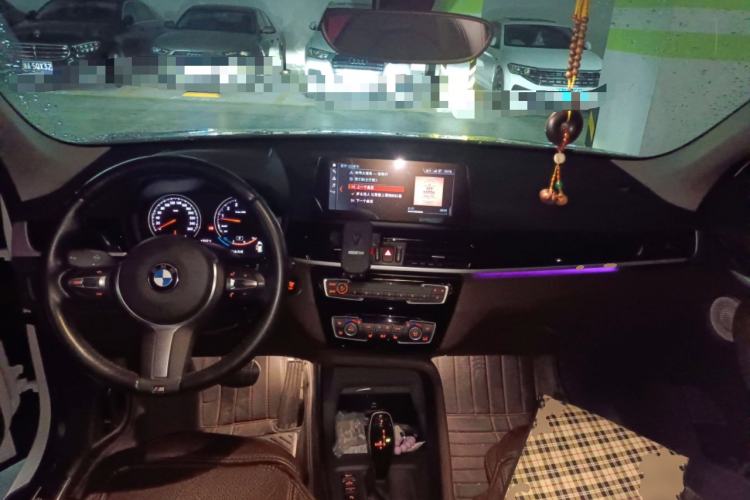 Used BMW X1 2022 sDrive25Li Leading Model Center Console