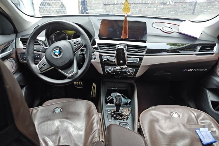 Used BMW X1 2022 sDrive20Li Fashion Model Center Console