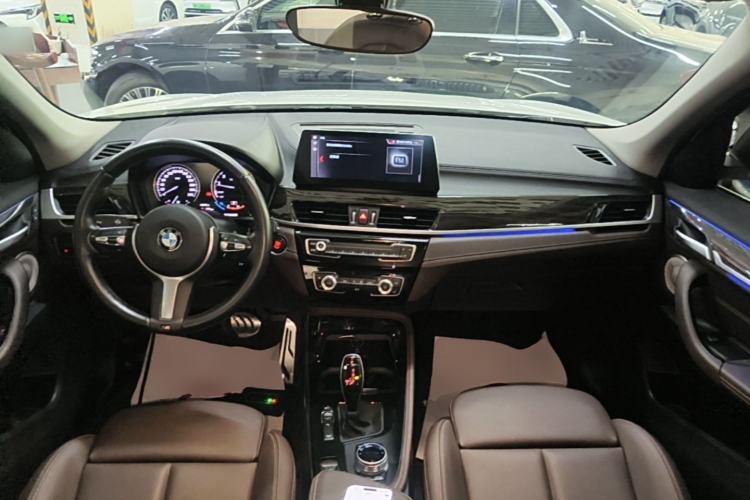 Used BMW X1 2022 xDrive25Li Luxury Model Center Console