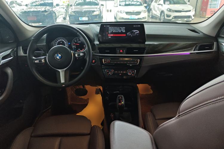 Used BMW X1 2022 Updated xDrive25Li Premium Edition Center Console