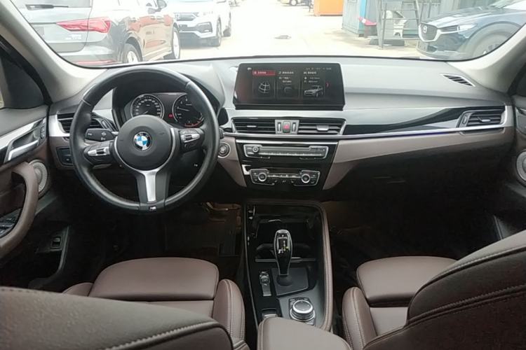 Used BMW X1 2022 sDrive20Li Luxury Model Center Console