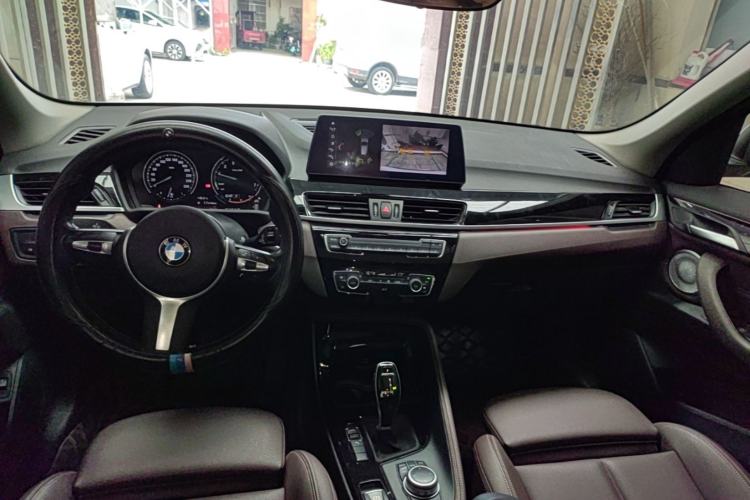 Used BMW X1 2022 sDrive20Li Luxury Model Center Console