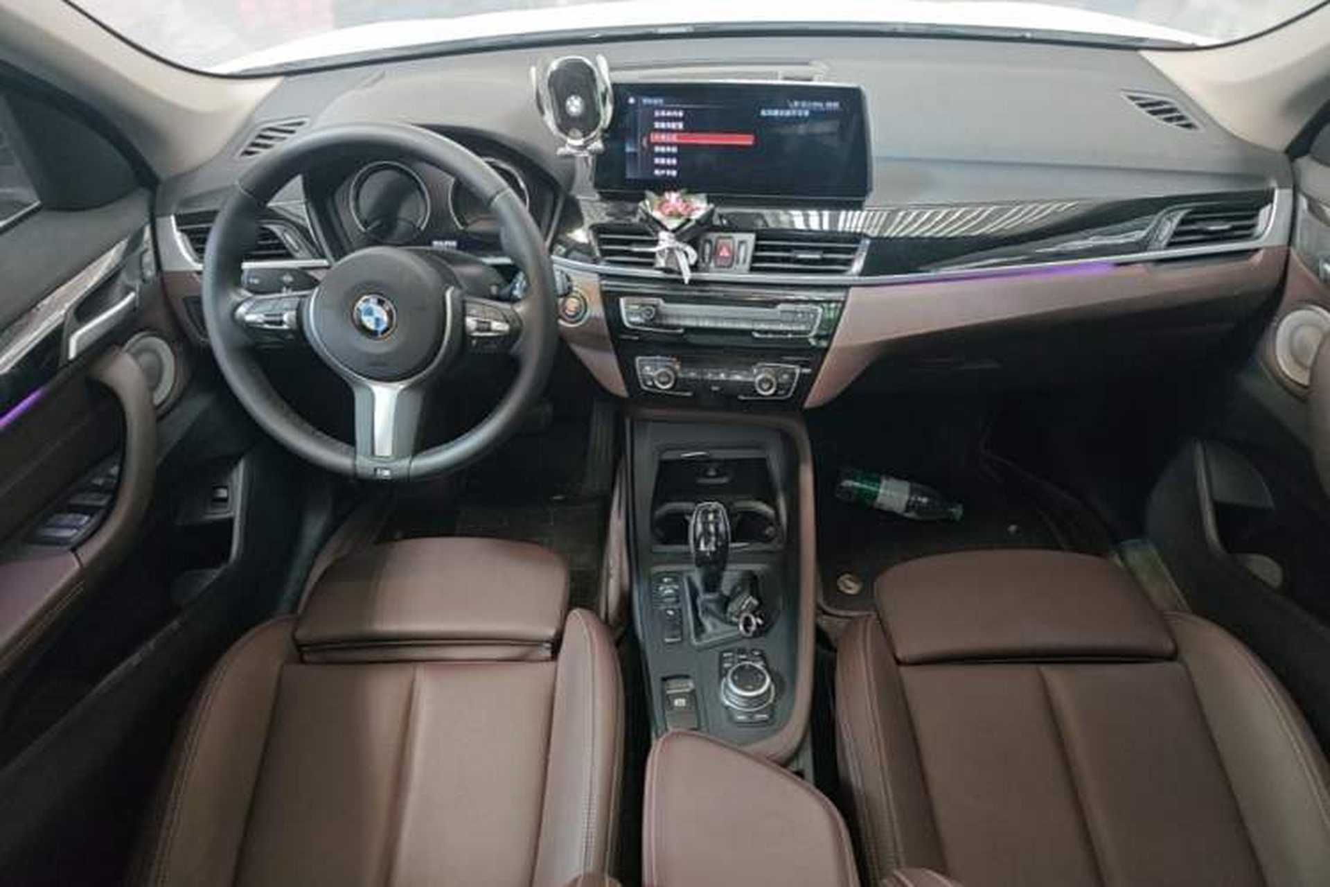 Used BMW X1 2022 sDrive25Li Leading Model Center Console
