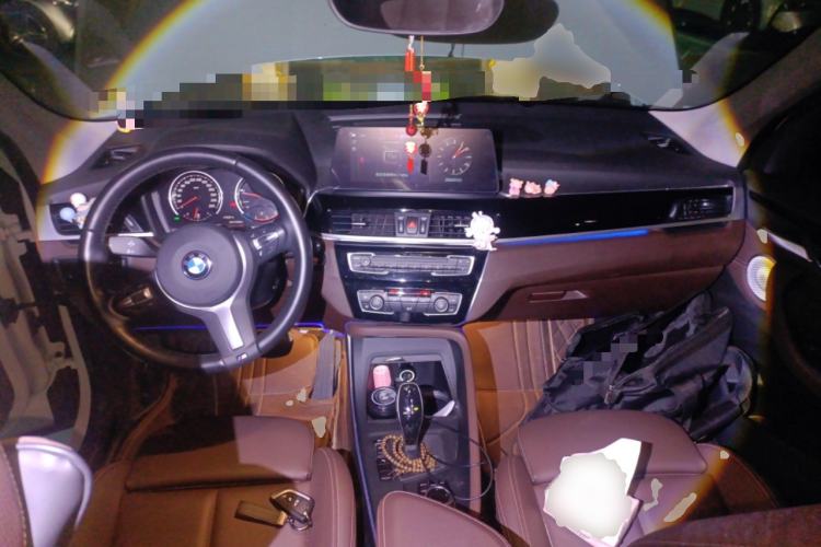 Used BMW X1 2022 sDrive25Li Leading Model Center Console