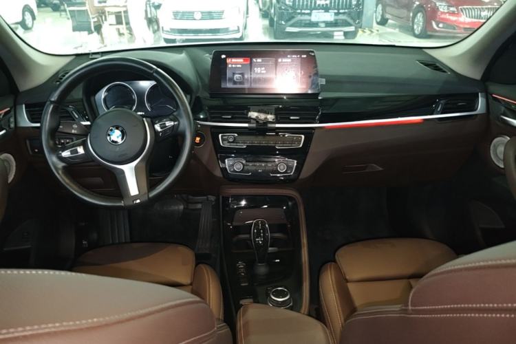 Used BMW X1 2022 sDrive20Li Luxury Model Center Console