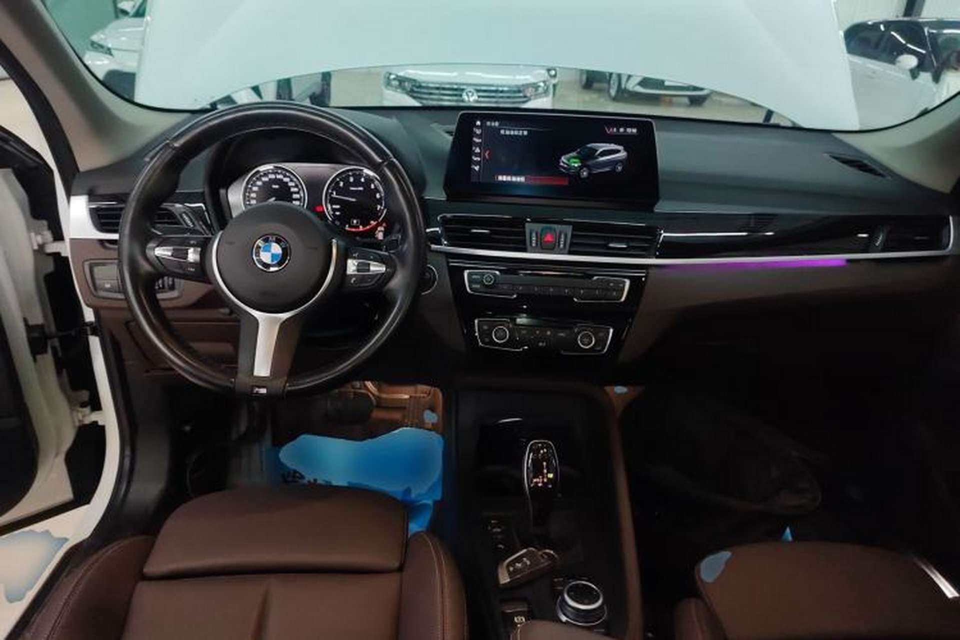 Used BMW X1 2022 sDrive25Li Leading Model Center Console