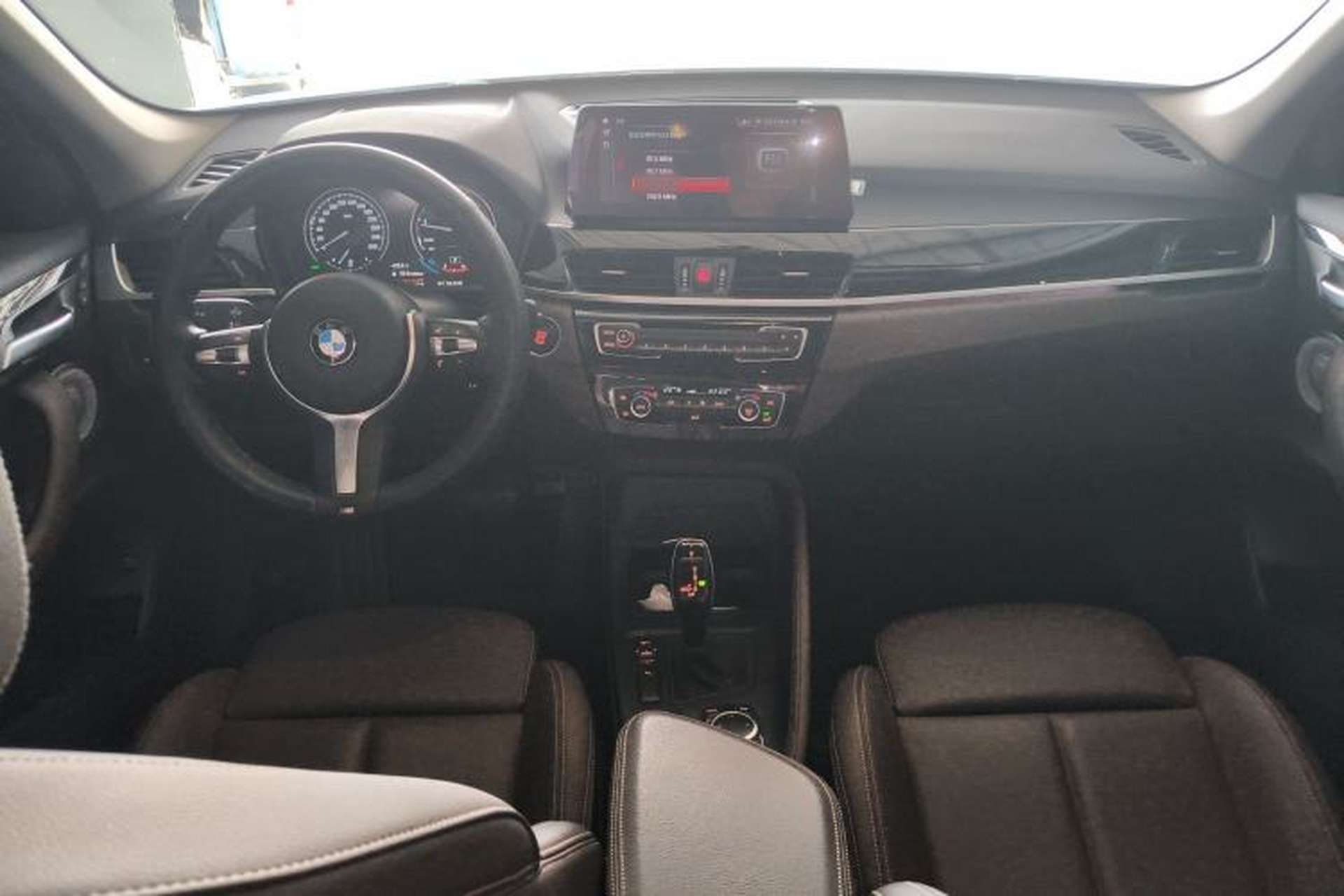 Used BMW X1 2022 sDrive25Li Leading Model Center Console