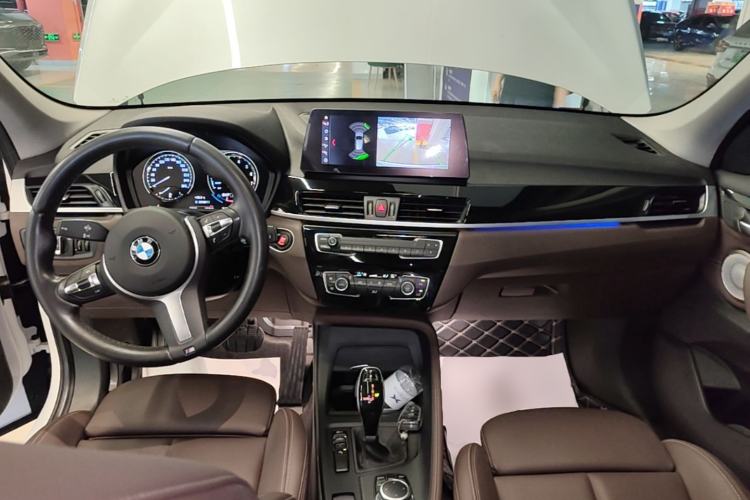 Used BMW X1 2022 sDrive25Li Leading Model Center Console