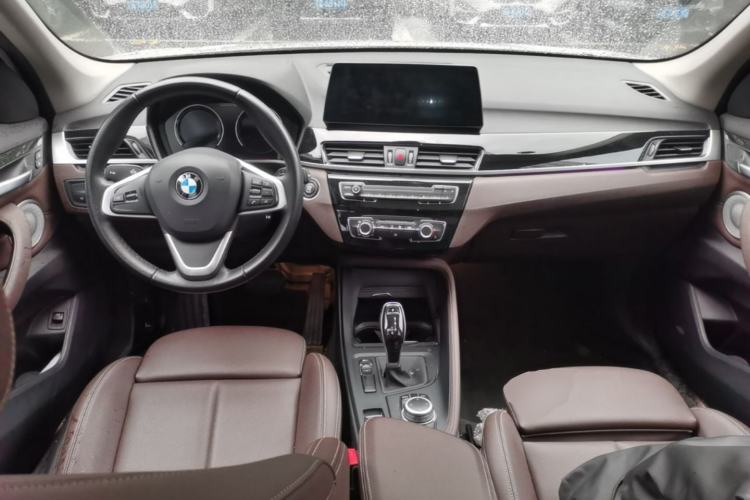 Used BMW X1 2022 sDrive20Li Fashion Model Center Console