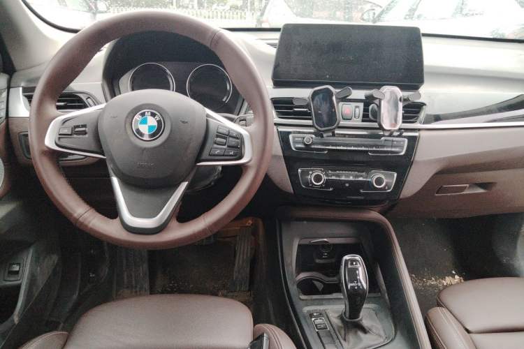 Used BMW X1 2022 sDrive20Li Fashion Model Center Console
