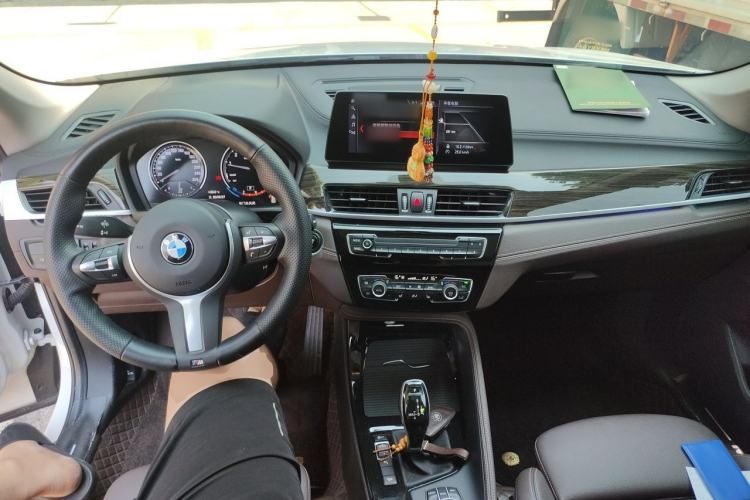 Used BMW X1 2022 xDrive25Li Luxury Model Center Console