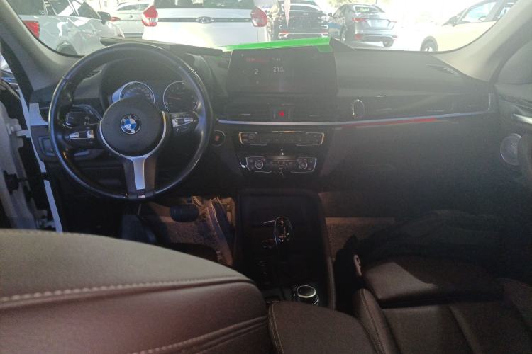 Used BMW X1 2022 sDrive25Li Leading Model Center Console