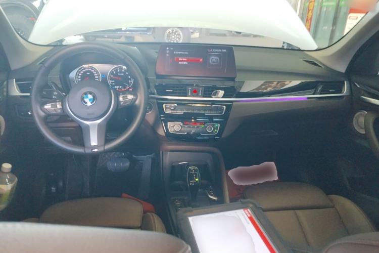 Used BMW X1 2022 sDrive25Li Leading Model Center Console