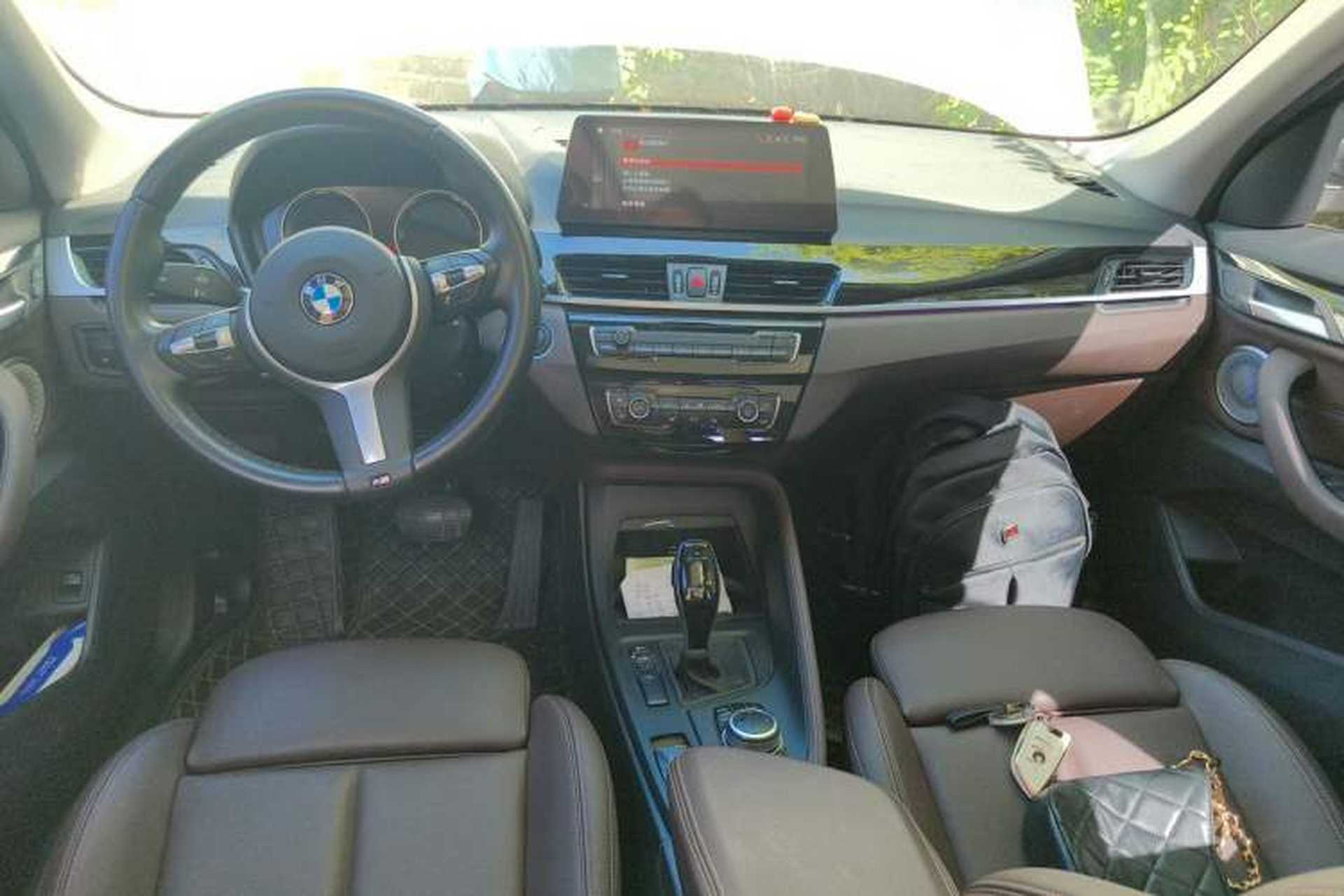 Used BMW X1 2022 sDrive25Li Leading Model Center Console