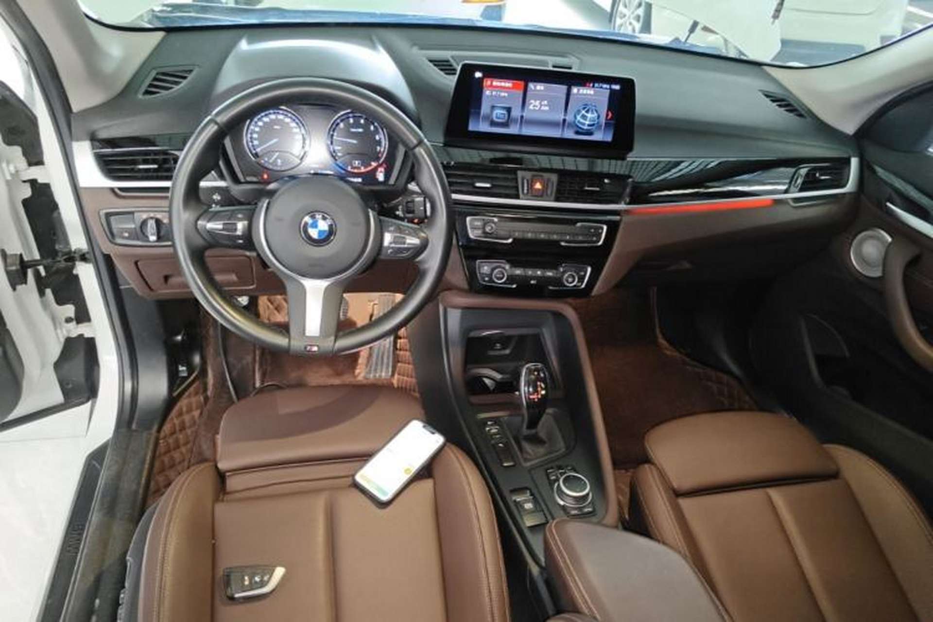 Used BMW X1 2022 sDrive25Li Leading Model Center Console