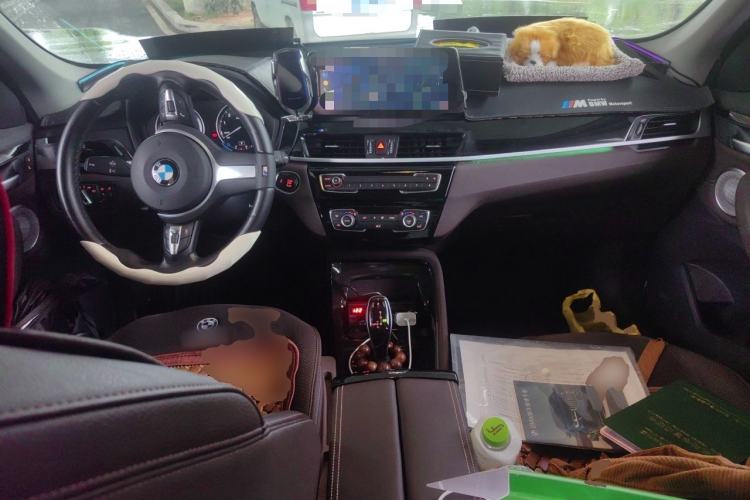 Used BMW X1 2022 sDrive25Li Leading Model Center Console