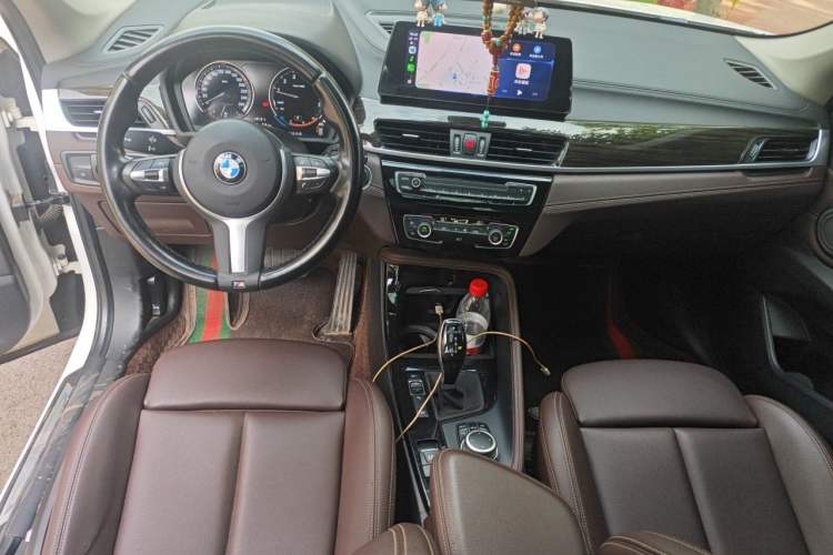 Used BMW X1 2022 Updated xDrive25Li Premium Edition Center Console