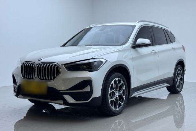 BMW X1 2022 sDrive25Li Leading Model usado