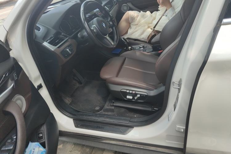 Used BMW X1 2022 sDrive25Li Leading Model Driver Seat