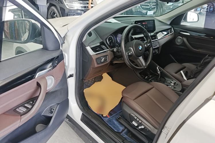 Used BMW X1 2022 sDrive25Li Leading Model Driver Seat