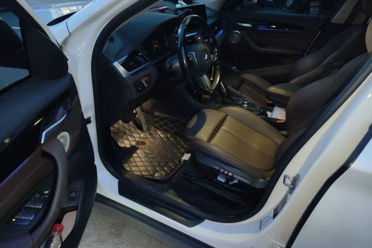 Used BMW X1 2022 sDrive25Li Leading Model Driver Seat