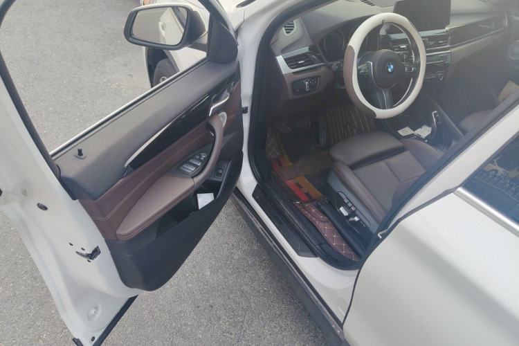 Used BMW X1 2022 sDrive25Li Leading Model Driver Seat