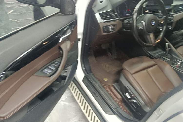 Used BMW X1 2022 sDrive25Li Leading Model Driver Seat
