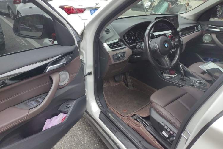 Used BMW X1 2022 sDrive25Li Leading Model Driver Seat