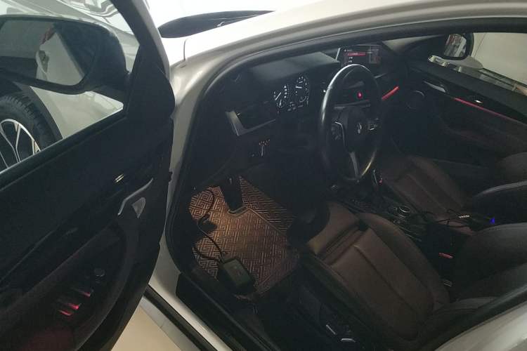 Used BMW X1 2022 sDrive25Li Leading Model Driver Seat