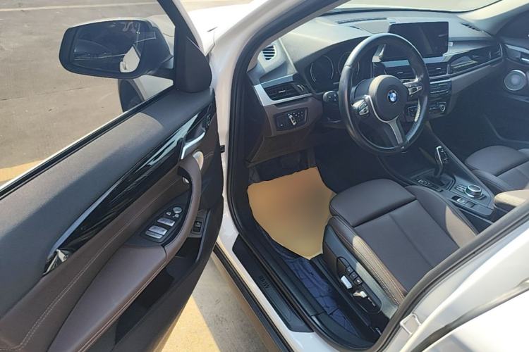 Used BMW X1 2022 sDrive25Li Leading Model Driver Seat