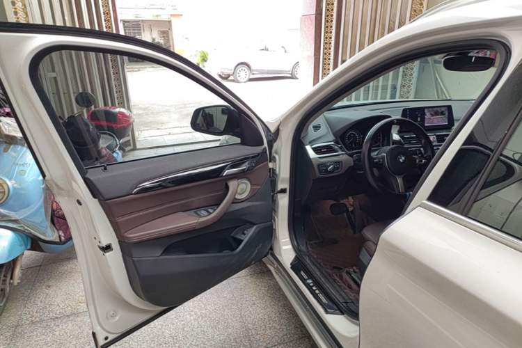 Used BMW X1 2022 sDrive20Li Luxury Model Driver Seat