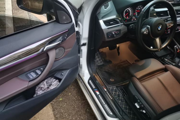 Used BMW X1 2022 Updated xDrive25Li Premium Edition Driver Seat