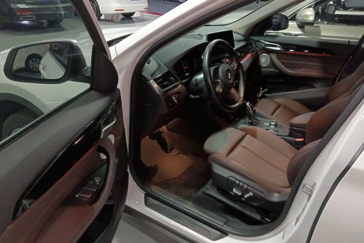 Used BMW X1 2022 sDrive25Li Leading Model Driver Seat