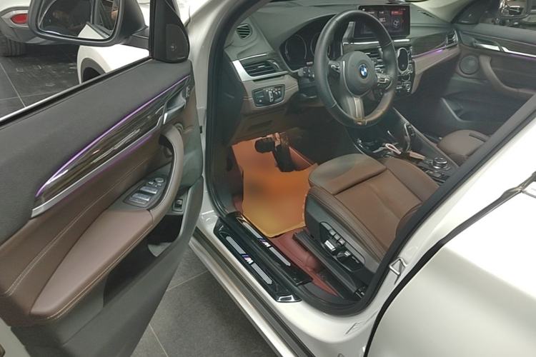 Used BMW X1 2022 Updated xDrive25Li Premium Edition Driver Seat