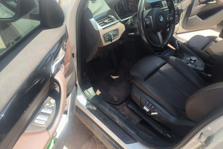 Used BMW X1 2022 sDrive25Li Leading Model Driver Seat