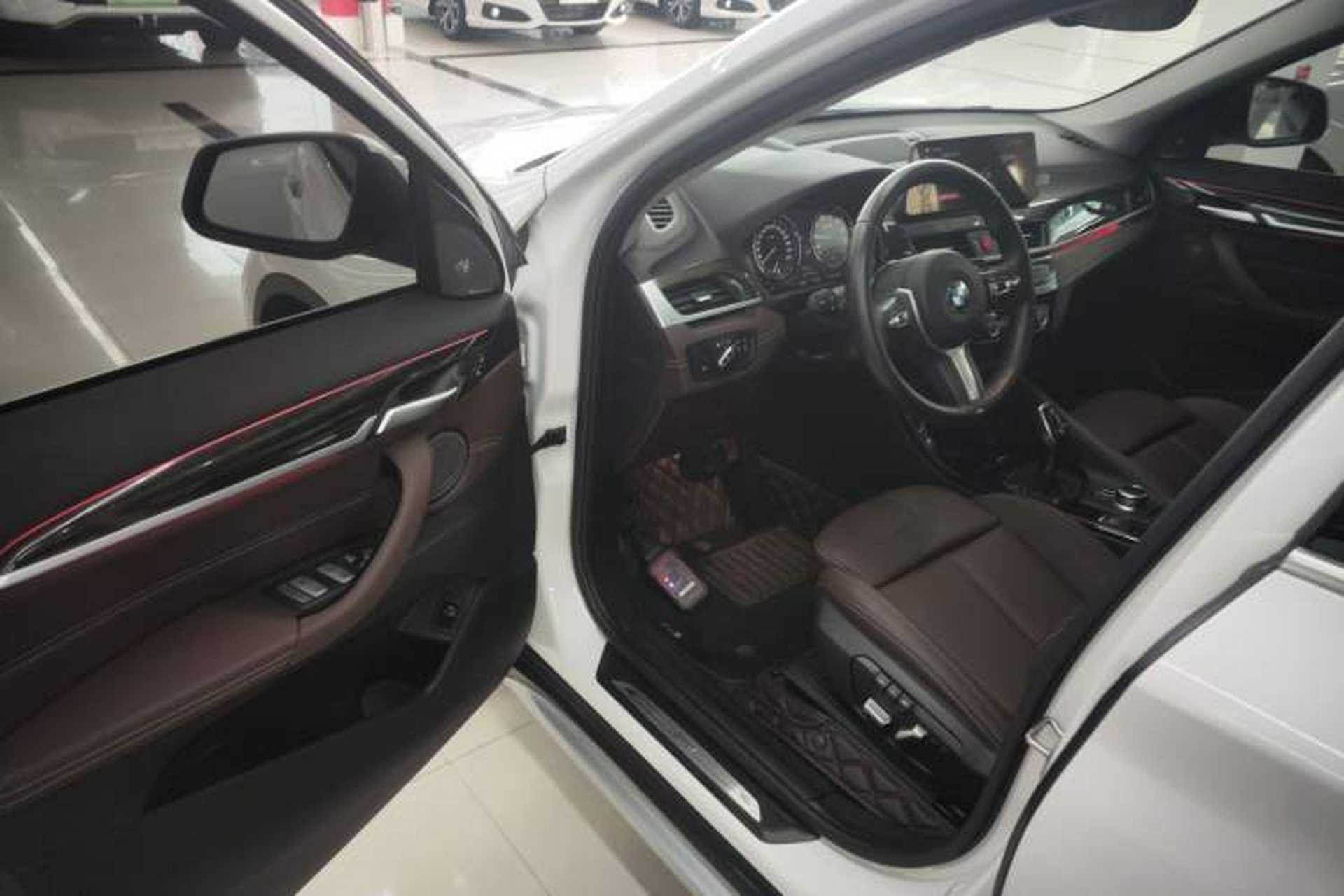 Used BMW X1 2022 Updated xDrive25Li Premium Edition Driver Seat